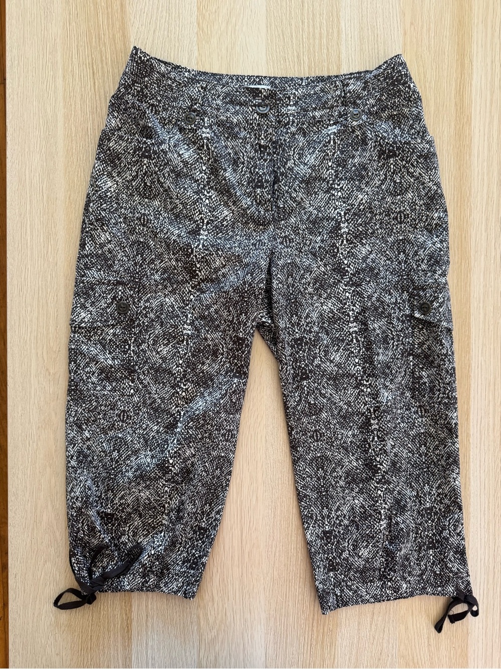 Y2K Grunge Snake Print Cargo Capris | Utility Crop Pants